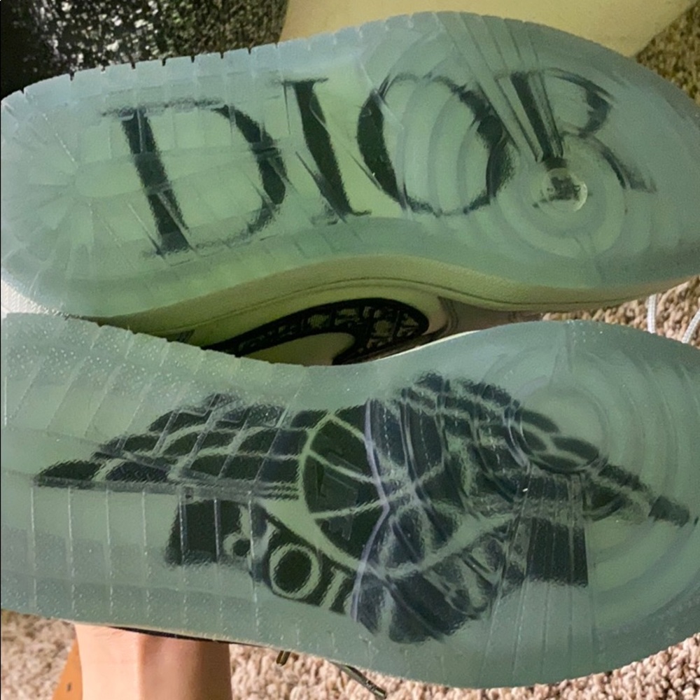 Dior Jordan’s low - Picture 3 of 8